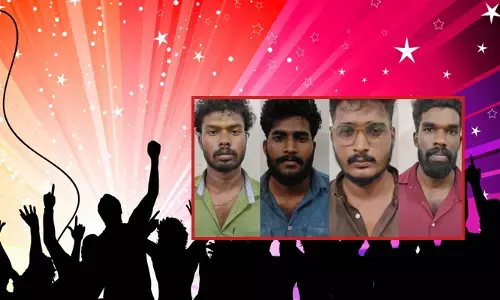 സ്റ്റേജിൽ പാട്ട്; ഇവിടെ മുട്ടൻ ഇടി; കോടത്തൂര്‍ ക്ഷേത്രത്തിലെ ഗാനമേളയ്‌ക്കിടെ നടന്ന കൂട്ടത്തല്ല്; നാല് പേരെ അറസ്റ്റ് ചെയ്ത് പോലീസ്; പൊക്കിയത് ഒളിവിൽ കഴിയവേ