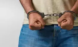 പ്രണയം നിരസിച്ചതോടെ പകമൂത്തു;  സ്‌കൂള്‍ വിദ്യാര്‍ഥിനിയെ വലിച്ചിഴച്ച് കെട്ടിടത്തിനുള്ളിലെത്തിച്ച് പീഡിപ്പിച്ച 20 കാരന്‍ അറസ്റ്റില്‍