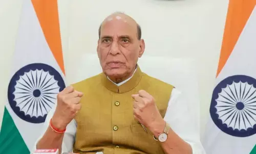 പശ്ചിമേഷ്യയിലെ സംഘര്‍ഷം സാമ്പത്തിക രംഗത്തെയും വ്യാപാര മേഖലയെയും പ്രതികൂലമായി ബാധിക്കും; അസാധാരണമായ സംഭവങ്ങളാണ് ഉണ്ടാകുന്നതെന്ന് പ്രതിരോധ മന്ത്രി രാജ്‌നാഥ് സിങ്