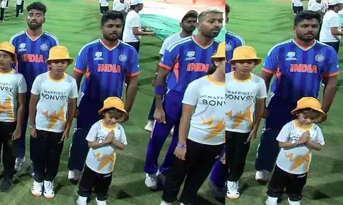 ദേശീയഗാനം ആലപിക്കുമ്പോള്‍ സഞ്ജുവിന് മുന്നില്‍ കൈകൂപ്പി പ്രാര്‍ത്ഥിച്ച് പിഞ്ചോമന; കുരുന്നിന്റെ പ്രത്യേക പ്രാര്‍ഥന ഫലം കണ്ടെന്ന് സോഷ്യല്‍ മീഡിയ