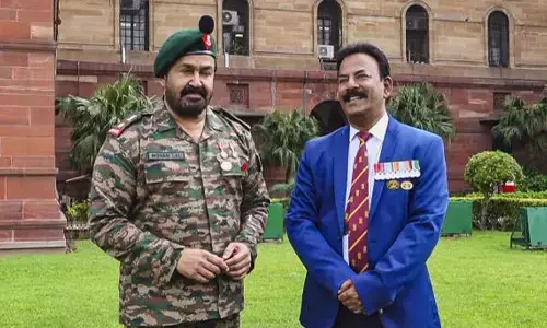 ലെഫ്. കേണല്‍ കിട്ടിയത് കൊണ്ട് മോഹൻലാലിന് ഒരു സാമ്പത്തിക നേട്ടവുമില്ല; പട്ടാളത്തിന്റെ ഒരു കുപ്പി കള്ള് പോലും ലഭിക്കില്ല; പദവി കിട്ടിയതിന്റെ കാരണം അതാണ്; മറുപടിയുമായി മേജര്‍ രവി