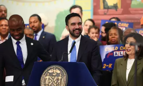 ന്യൂയോര്‍ക്കില്‍ അനധികൃത കുടിയേറ്റക്കാര്‍ക്കും സൗജന്യ ശിശുപരിചരണം; നികുതിപ്പണം ധൂര്‍ത്തടിക്കുന്നതായി വിമര്‍ശനം