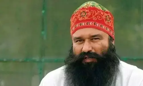 മാധ്യമപ്രവര്‍ത്തകനെ കൊലപ്പെടുത്തിയ കേസില്‍ ഗുര്‍മീത് റാം റഹീം സിങ്ങിനെ കുറ്റവിമുക്തനാക്കി; രാം ചന്ദര്‍ ഛത്രപതി വധക്കേസില്‍ സിബിഐ കോടതി വിധിച്ച ശിക്ഷ റദ്ദാക്കി പഞ്ചാബ്-ഹരിയാന ഹൈക്കോടതി