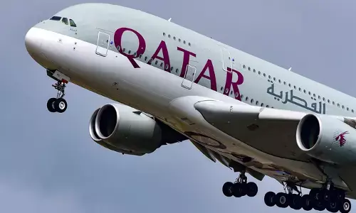 രാവിലെ തന്നെ ഖത്തർ എയർവെയ്‌സുമായി പൈലറ്റ് ലണ്ടനിലേക്ക് പറന്നു; ഒടുവിൽ കുടുങ്ങി കിടന്ന യാത്രക്കാർക്ക് ആശ്വാസം; വ്യോമപാത ഭാഗികമായി തുറന്ന് ഖത്തർ