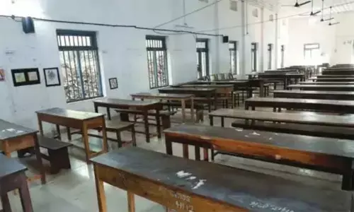 ഒന്‍പതാം ക്ലാസ് വിദ്യാര്‍ഥികള്‍ക്ക് വിതരണം ചെയ്തത് എട്ടാം ക്ലാസിലെ ചോദ്യക്കടലാസ്; അന്വേഷണം നടത്തുമെന്ന് വിദ്യാഭ്യാസ വകുപ്പ്