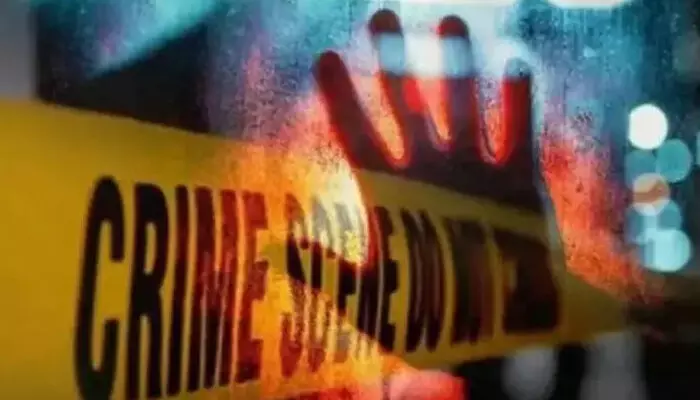 കുടുംബവഴക്കിന് പിന്നില് അമ്മായിയമ്മയെന്ന് സംശയം; മൂക്ക് കത്രിക കൊണ്ട് അറുത്തെടുത്ത് യുവാവ് കുടുംബവഴക്കിന് പിന്നില് അമ്മായിയമ്മയെന്ന് സംശയം; മൂക്ക് കത്രിക കൊണ്ട് അറുത്തെടുത്ത് യുവാവ്