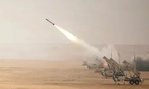 പൊട്ടിത്തെറി ശബ്ദം കേട്ടാൽ ആരും പേടിക്കേണ്ട; മിസൈലുകളും ഡ്രോണുകളും പ്രതിരോധിക്കുന്നതായി കുവൈറ്റ് സൈന്യം; പ്രദേശങ്ങളിൽ അതീവ ജാഗ്രത