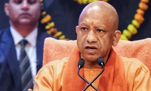 ജനനം മുതല്‍ ബിരുദ പഠനം പൂര്‍ത്തിയാക്കുന്നത് വരെ ധനസഹായം; പെണ്‍കുട്ടികള്‍ക്ക് 25,000 രൂപയുടെ പാക്കേജ്; വന്‍ പ്രഖ്യാപനവുമായി യോഗി ആദിത്യനാഥ്