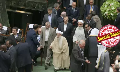 ശത്രുക്കള്‍ വെറുക്കുന്ന ആളാകണം പരമോന്നത നേതാവ് ! ഖമനേയിയുടെ പിന്‍ഗാമിയെ ഉറപ്പിച്ച് ഇറാന്‍; പണ്ഡിതസഭയില്‍ ധാരണയായെങ്കിലും പേര് അതീവരഹസ്യം; ഇസ്രയേല്‍ ബോംബിടുമെന്ന ഭയത്താല്‍ രഹസ്യകേന്ദ്രത്തില്‍ കരുനീക്കം; ഖമനേയിയുടെ മകന് അവസരം കിട്ടുമോ? ഇറാന്റെ ചെങ്കോല്‍ ഇനി ആരുടെ കൈകളില്‍?