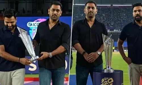 ലോകകപ്പ് ഫൈനലിന് തൊട്ടുമുമ്പ് ഗാലറിയില്‍ ആവേശം വിതറി ഇതിഹാസ താരങ്ങള്‍!  ട്വന്റി 20 ലോകകപ്പ് കിരീടവുമായി ധോണിയും രോഹിത്തും; ക്രിക്കറ്റ് ലോകം ഉറ്റുനോക്കുന്ന ആ ചിത്രം വൈറല്‍;  5 ഐസിസി ട്രോഫികളും 10 ഐപിഎല്‍ കിരീടങ്ങളും നടന്നു വരുന്നു എന്ന് ആരാധകര്‍