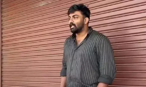 വഞ്ചിപ്പാട്ട് പരിശീലിപ്പിച്ചതിന്റെ പണം ചോദിച്ചതിന് മര്‍ദ്ദനം; എസ്എഫ്‌ഐ നേതാക്കള്‍ ഉള്‍പ്പെടെ 15 പേര്‍ക്കെതിരെ കേസ്