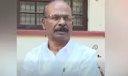 ഒരുപാട് ത്യാഗങ്ങള്‍ അനുഭവിച്ച് കയറി വന്നവനാണ്; മുഖത്ത് മുണ്ടിട്ട് പേടിപ്പിക്കാന്‍ നോക്കേണ്ട: നാട്ടികയില്‍ സ്വതന്ത്രനായി മത്സരിക്കുമെന്ന് സി സി മുകുന്ദന്‍