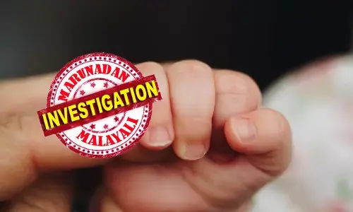 ട്രെയിന്‍ യാത്രയ്ക്കിടെ ശുചിമുറിയില്‍ പോകാനെന്ന് പറഞ്ഞ് കൈക്കുഞ്ഞിനെ സഹയാത്രികനെ ഏല്‍പ്പിച്ച് യുവതി മുങ്ങി; കുട്ടിയെ റെയില്‍വേ പോലിസിനു കൈമാറി സഹയാത്രികനായ യുവാവ്: കുഞ്ഞിനെ ഉപേക്ഷിച്ചു മുങ്ങിയ യുവതിക്കായി അന്വേഷണം