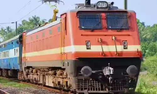 ട്രെയിനില്‍ റീല്‍സ് ചിത്രീകരണം: രണ്ടുപേര്‍ക്കെതിരെ കേസ്