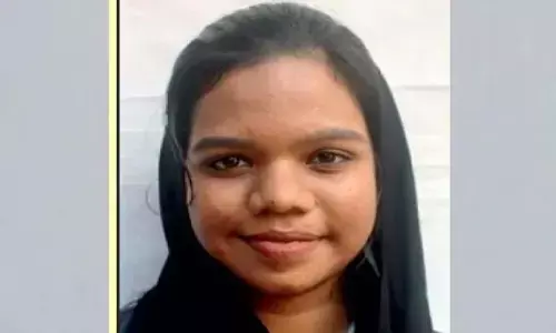 പരീക്ഷ കഴിഞ്ഞ് വീട്ടിലേക്ക് മടങ്ങിയ പ്ലസ്ടു വിദ്യാര്‍ത്ഥിനി കുഴഞ്ഞുവീണു മരിച്ചു