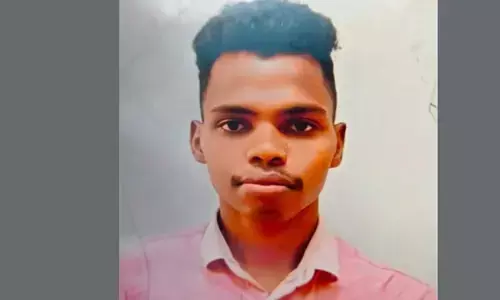 കാട്ടാനകളെ തുരത്തുന്നതിനിടെ തിരിഞ്ഞാക്രമിച്ചു; വനംവകുപ്പ് താല്‍ക്കാലിക വാച്ചര്‍ക്ക് ദാരുണാന്ത്യം: നെഞ്ചിനും കാലിനും പരിക്ക്