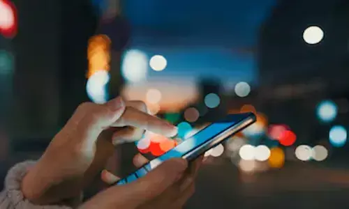 എളുപ്പത്തില്‍ 12,000 സമ്പാദിക്കാം; മുഖ്യമന്ത്രിയുടെ ചിത്രം ഉപയോഗിച്ച് സാമൂഹികമാധ്യമ പ്ലാറ്റ്‌ഫോമിലൂടെ സാമ്പത്തിക തട്ടിപ്പിന് ശ്രമം