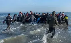 ബ്രിട്ടന്‍ ഉപേക്ഷിച്ചു പോകാന്‍ അഭയാര്‍ത്ഥി കുടുംബത്തിന് 47 ലക്ഷം! ലോട്ടറി അടിച്ചവരുടെ വിവരങ്ങള്‍ പൂഴ്ത്തി സര്‍ക്കാര്‍