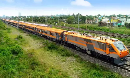 അമൃത് ഭാരത് എക്സ്പ്രസിന് സംസ്ഥാനത്ത് മൂന്ന് സ്റ്റോപ്പുകള്‍ കൂടി; പയ്യന്നൂര്‍, നീലേശ്വരം, കാഞ്ഞങ്ങാട് എന്നിവിടങ്ങളില്‍ സ്റ്റോപ്പ് അനുവദിച്ചു