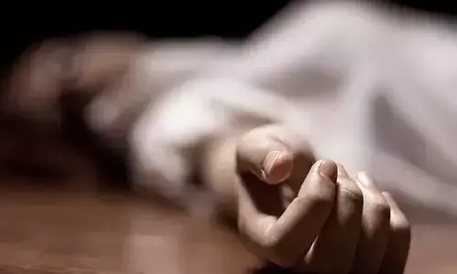 കാറിന്റെ ഇ.എം.ഐ അടക്കുന്നതുമായി ബന്ധപ്പെട്ട തര്‍ക്കം; ഭര്‍ത്താവ് തീകൊളുത്തി; നഴ്‌സായ യുവതിക്ക് ദാരുണാന്ത്യം