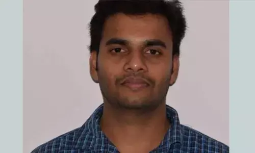 കാണാതായ ഹൗസ്‌ബോട്ട് ജീവനക്കാരനെ കായലില്‍ മരിച്ച നിലയില്‍ കണ്ടെത്തി; രാത്രിയില്‍ ഹൗസ്‌ബോട്ടില്‍ നിന്നും വെള്ളത്തില്‍ വീണതെന്ന് റിപ്പോര്‍ട്ട