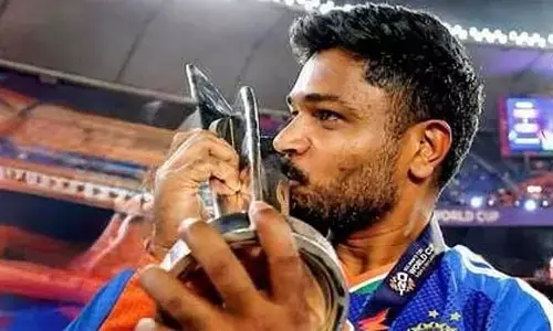 ലോകകപ്പ് നേടിയ മലയാളി ഹീറോയ്ക്ക് ജന്മനാടിന്റെ ആദരവ്; സഞ്ജുവിനെ കെസിഎ ആദരിക്കും; ആഘോഷം മുഖ്യമന്ത്രിയുടെ സാന്നിധ്യത്തിലെന്ന് കെസിഎ ഭാരവാഹികള്‍