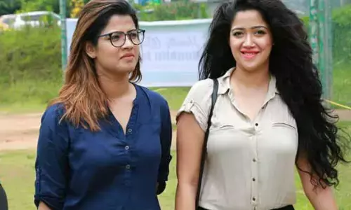 നിങ്ങൾ വാക്കുകൾ വളച്ചൊടിച്ചു; മരിച്ചുപോയ അച്ഛനെയെങ്കിലും ഒന്ന് വെറുതേ വിടൂ; കല്ലെറിയുന്നത് നിർത്തൂ; തുറന്നുപറഞ്ഞ് അഭിരാമിയും അമൃതയും