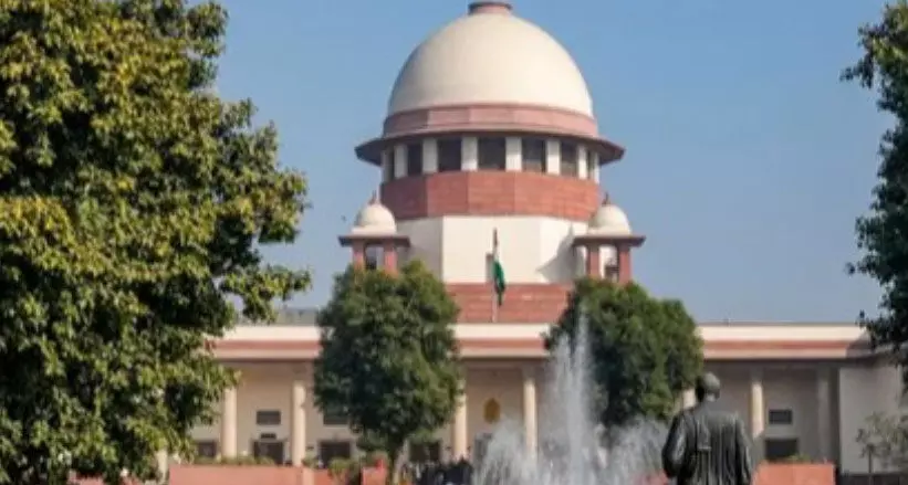 ശബരമില യുവതീപ്രവേശനം: വിശ്വാസങ്ങളില് കോടതിക്ക് തീര്പ്പുകല്പ്പിക്കാനാവില്ലെന്ന് പന്തളം കൊട്ടാരം ശബരമില യുവതീപ്രവേശനം: വിശ്വാസങ്ങളില് കോടതിക്ക് തീര്പ്പുകല്പ്പിക്കാനാവില്ലെന്ന് പന്തളം കൊട്ടാരം