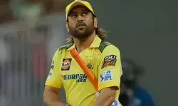 ഐപിഎലില് ഇതു ധോണിയുടെ ലാസ്റ്റ് സീസണ്; യുവതലമുറയ്ക്ക് ബാറ്റണ് കൈമാറേണ്ട സമയമായി; എത്ര മത്സരത്തില് കളിക്കുമെന്ന് അറിയില്ല; ഡ്രസിങ് റൂമിലെ സാന്നിധ്യം മറ്റുള്ളവര്ക്കു പകരുന്ന ആവേശം ചില്ലറയാവില്ലെന്ന് മുന് ഇന്ത്യന് താരം ഐപിഎലില് ഇതു ധോണിയുടെ ലാസ്റ്റ് സീസണ്; യുവതലമുറയ്ക്ക് ബാറ്റണ് കൈമാറേണ്ട സമയമായി; എത്ര മത്സരത്തില് കളിക്കുമെന്ന് അറിയില്ല; ഡ്രസിങ് റൂമിലെ സാന്നിധ്യം മറ്റുള്ളവര്ക്കു പകരുന്ന ആവേശം ചില്ലറയാവില്ലെന്ന് മുന് ഇന്ത്യന് താരം