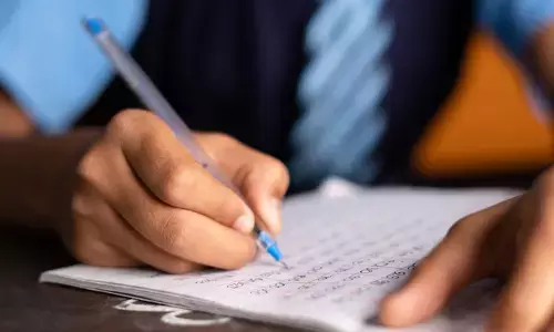 പശ്ചിമേഷ്യന്‍ സംഘര്‍ഷം തുടരുന്നു; ഗള്‍ഫ് രാജ്യങ്ങളിലെ പ്ലസ്ടു പരീക്ഷകള്‍ റദ്ദാക്കി സിബിഎസ്ഇ