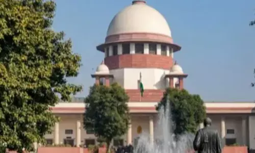 ശബരമില യുവതീപ്രവേശനം: വിശ്വാസങ്ങളില് കോടതിക്ക് തീര്പ്പുകല്പ്പിക്കാനാവില്ലെന്ന് പന്തളം കൊട്ടാരം ശബരമില യുവതീപ്രവേശനം: വിശ്വാസങ്ങളില് കോടതിക്ക് തീര്പ്പുകല്പ്പിക്കാനാവില്ലെന്ന് പന്തളം കൊട്ടാരം