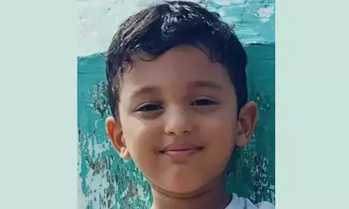 അഞ്ചു വയസ്സുകാരന് കുഴഞ്ഞുവീണു മരിച്ചു അഞ്ചു വയസ്സുകാരന് കുഴഞ്ഞുവീണു മരിച്ചു