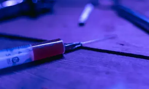 വരന്‍ എയ്ഡ്‌സ് ബാധിതനാണെന്ന് അറിഞ്ഞ് വിവാഹത്തില്‍ നിന്ന് പിന്മാറി; യുവതിയുടെ ശരീരത്തില്‍ എച്ച്ഐവി ബാധിത രക്തം കുത്തിവെച്ച് യുവാവ്