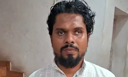 പ്രായപൂര്ത്തിയാകാത്ത ആണ്കുട്ടിക്ക് പീഡനം; കൊട്ടാരക്കരയില് മദ്രസ അധ്യാപകന് അറസ്റ്റില്; മറ്റ് ആണ്കുട്ടികളെയും പീഡിപ്പിച്ചതായി വിവരം; കൂടുതല് അന്വേഷണത്തിന് പോലീസ് പ്രായപൂര്ത്തിയാകാത്ത ആണ്കുട്ടിക്ക് പീഡനം; കൊട്ടാരക്കരയില് മദ്രസ അധ്യാപകന് അറസ്റ്റില്; മറ്റ് ആണ്കുട്ടികളെയും പീഡിപ്പിച്ചതായി വിവരം; കൂടുതല് അന്വേഷണത്തിന് പോലീസ്