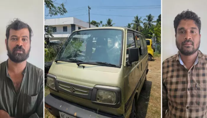 കണിച്ചുകുളങ്ങര ജംഗ്ഷന് സമീപമായി ഒരു ഒമ്നി കാർ; വരവിൽ തന്നെ സംശയം തോന്നി പിടിച്ചുനിർത്തി പരിശോധിച്ചതും കള്ളത്തരം പുറത്ത്; രണ്ടുപേരെ പൊക്കി പോലീസ് കണിച്ചുകുളങ്ങര ജംഗ്ഷന് സമീപമായി ഒരു ഒമ്നി കാർ; വരവിൽ തന്നെ സംശയം തോന്നി പിടിച്ചുനിർത്തി പരിശോധിച്ചതും കള്ളത്തരം പുറത്ത്; രണ്ടുപേരെ പൊക്കി പോലീസ്