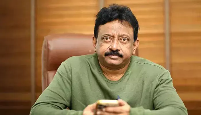 പ്രേതം കാണുമെന്ന പേടി; ആ സിനിമ ഷൂട്ട് ചെയ്ത ഫ്ലാറ്റ് ഇന്നും ആരുമില്ലാതെ ഒഴിഞ്ഞുകിടക്കുന്നു; വെളിപ്പെടുത്തലുമായി രാം ഗോപാൽ വർമ പ്രേതം കാണുമെന്ന പേടി; ആ സിനിമ ഷൂട്ട് ചെയ്ത ഫ്ലാറ്റ് ഇന്നും ആരുമില്ലാതെ ഒഴിഞ്ഞുകിടക്കുന്നു; വെളിപ്പെടുത്തലുമായി രാം ഗോപാൽ വർമ