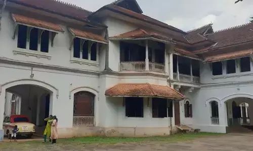 കൊട്ടാരത്തിലെ ജീവനക്കാരെയും കുടുംബാംഗങ്ങളെയും ചോദ്യം ചെയ്യും; കവടിയാര്‍ മോഷണം ക്രൈംബ്രാഞ്ചിന് കൈമാറും