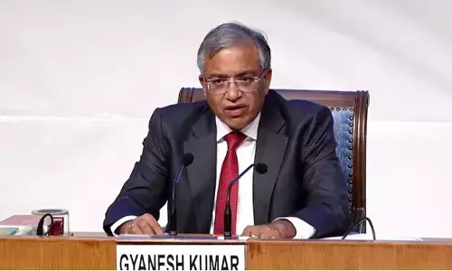 നിയമസഭാ തിരഞ്ഞെടുപ്പ്: കേരളത്തിലെ അഞ്ച് ഉന്നത ഉദ്യോഗസ്ഥരെ മാറ്റി നിയമിച്ചു; തിരഞ്ഞെടുപ്പ് കമ്മീഷന്‍ ഉത്തരവിറക്കി