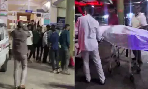 കോഴിക്കോട് ഇലക്ട്രിക് സ്‌കൂട്ടര്‍ നിയന്ത്രണം വിട്ട് പോസ്റ്റിലിടിച്ച് അപകടം; മൂന്ന് എംബിബിഎസ് വിദ്യാര്‍ത്ഥികള്‍ക്ക് ദാരുണാന്ത്യം