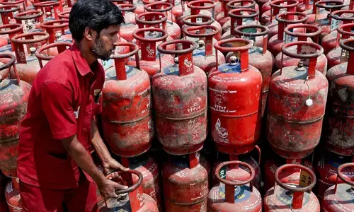 പാചകവാതക ക്ഷാമം; ഹോട്ടലുകള്‍ 23ന് അടച്ചിടും