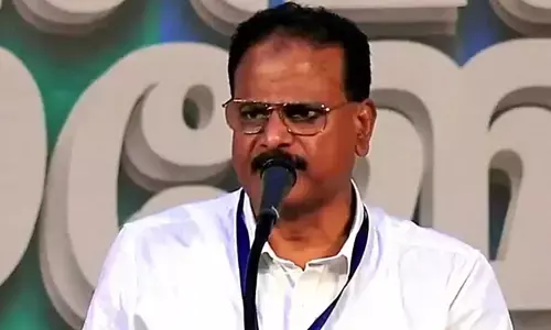 വിഭാഗീയ പ്രവര്‍ത്തനം; അബ്ദുറഹ്‌മാന്‍ രണ്ടത്താണിയെ എസ്എംഇഒ സംസ്ഥാന പ്രസിഡന്റ് സ്ഥാനത്തുനിന്ന് പുറത്താക്കി