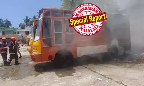 വിഴിഞ്ഞം ബസ് സ്റ്റാൻഡിന് അടുത്തായി പാർക്ക് ചെയ്തിരുന്ന മീൻ ലോറി; വണ്ടിയുടെ ബാറ്ററി ഒന്ന് ഇളക്കി മാറ്റിയിട്ടതും ചുറ്റും അസാധാരണ പുക; പരിഭ്രാന്തിയിൽ ഒന്നും ചെയ്യാൻ പറ്റാതെ ആ ഡ്രൈവർ; നിമിഷ നേരം കൊണ്ട് ടയറുകൾ കത്തിയതും സ്ഥലത്ത് ഫയർഫോഴ്സ് അടക്കം പാഞ്ഞെത്തി; ഒഴിവായത് വൻ ദുരന്തം