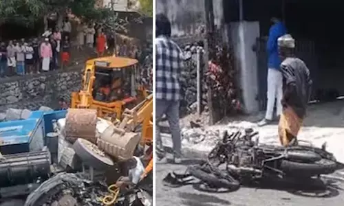 വെഞ്ഞാറമൂട്ടില്‍ കയറ്റത്തില്‍ നിയന്ത്രണം വിട്ട് ടിപ്പര്‍ ലോറി പുറകോട്ട് പാഞ്ഞു; ബൈക്കിലും കാറിലും ഇടിച്ച് അപകടം; രണ്ടുവിദ്യാര്‍ഥികള്‍ മരിച്ചു; പുതിയ കാറുമായി നാട്ടിലേക്ക് മടങ്ങിയ അധ്യാപകരുടെ നില ഗുരുതരം; നാഗരുകുഴിയില്‍ നടുക്കുന്ന കാഴ്ചകള്‍