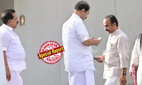 പത്രികയോടൊപ്പം സമര്‍പ്പിക്കേണ്ട ബാങ്ക് സ്റ്റേറ്റ്മെന്റുകള്‍ വാങ്ങണം; വിവിധ സര്‍ക്കാര്‍ ഓഫീസുകളില്‍ നിന്നുള്ള സാക്ഷ്യപത്രങ്ങളും; നാമനിര്‍ദേശ പത്രിക സമര്‍പ്പിക്കാന്‍ ഇനി നാല് ദിവസം മാത്രം; അതില്‍ പെരുന്നാള്‍ അവധിയും ഞായറാഴ്ചയും? കണ്ണൂരിലെ പടക്കം പൊട്ടിക്കലും കൂട്ടത്തല്ലുമായി സ്ഥാനാര്‍ത്ഥി പ്രഖ്യാപനം തുലാസില്‍;  കോണ്‍ഗ്രസിന് മുന്നില്‍ വന്‍ പ്രതിസന്ധി; കേന്ദ്ര തിരഞ്ഞടുപ്പ് കമ്മിഷന്‍ തീയതി നീട്ടുമോ?