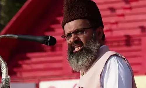 വെറുപ്പിനെ നേരിടേണ്ടത് സ്‌നേഹം കൊണ്ട്; ഇറാന്റെ ഉപാധികള്‍ അംഗീകരിച്ച് സമാധാനം പുനഃസ്ഥാപിക്കണം: പാളയം ഇമാം