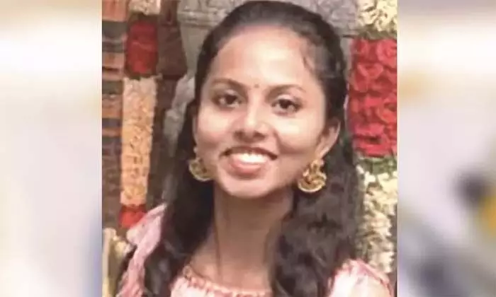 ഹിപ്പൊപ്പൊട്ടാമാസിന്റെ കടിയേറ്റ് യുവഡോക്ടര്ക്ക് ദാരുണാന്ത്യം; ഡോ. സമീക്ഷ റെഡ്ഡിയുടെ അന്ത്യം ഗുരുതരാവസ്ഥയില് ചികിത്സയില് കഴിയവേ ഹിപ്പൊപ്പൊട്ടാമാസിന്റെ കടിയേറ്റ് യുവഡോക്ടര്ക്ക് ദാരുണാന്ത്യം; ഡോ. സമീക്ഷ റെഡ്ഡിയുടെ അന്ത്യം ഗുരുതരാവസ്ഥയില് ചികിത്സയില് കഴിയവേ