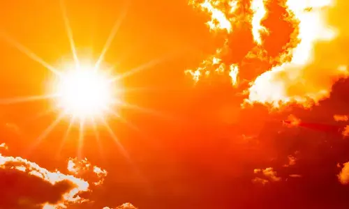 ഇന്നും നാളെയും എട്ട് ജില്ലകളില്‍ കടുത്ത ചൂടിന് സാധ്യത;ജാഗ്രതാ മുന്നറിയിപ്പ്