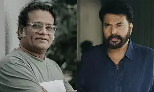 കഞ്ചാവ് കേസില്‍ അറസ്റ്റിലായ സംവിധായകനുമായി സഹകരിക്കുമ്പോള്‍ ലഹരിയെ പ്രോത്സാഹിപ്പിക്കുകയാണെന്ന് കരുതില്ലേ? മമ്മൂട്ടിക്കെതിരെ വിമര്‍ശനവുമായി ഹരീഷ് പേരടി
