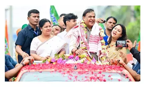 അസം മുഖ്യമന്ത്രിയുടെ പേരില്‍ ഒരുതുണ്ട് കാര്‍ഷിക ഭൂമിയില്ല; ഹിമന്തശര്‍മയുടെയും ഭാര്യയുടെയും ആസ്തി ഇരട്ടിയായി; മൂല്യം 35 കോടിയുടേത്; ഭാര്യയുടെ കൈവശം 13.54 കോടിയുടെ ജംഗമ ആസ്തികള്‍