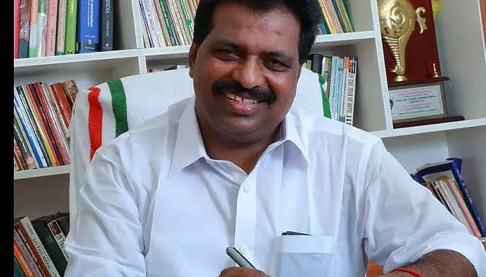 ആര്..പറഞ്ഞു ഇതൊക്കെ..ഞാൻ സീറ്റിനായി നിർബന്ധം പിടിച്ചിട്ടില്ല; വേണമെങ്കിൽ എൽഡിഎഫ് കോട്ട പിടിക്കാൻ മത്സരിക്കാം എന്ന് മാത്രമേ പറഞ്ഞോളൂ; തുറന്നടിച്ച് കൊടിക്കുന്നിൽ സുരേഷ് എംപി ആര്..പറഞ്ഞു ഇതൊക്കെ..ഞാൻ സീറ്റിനായി നിർബന്ധം പിടിച്ചിട്ടില്ല; വേണമെങ്കിൽ എൽഡിഎഫ് കോട്ട പിടിക്കാൻ മത്സരിക്കാം എന്ന് മാത്രമേ പറഞ്ഞോളൂ; തുറന്നടിച്ച് കൊടിക്കുന്നിൽ സുരേഷ് എംപി